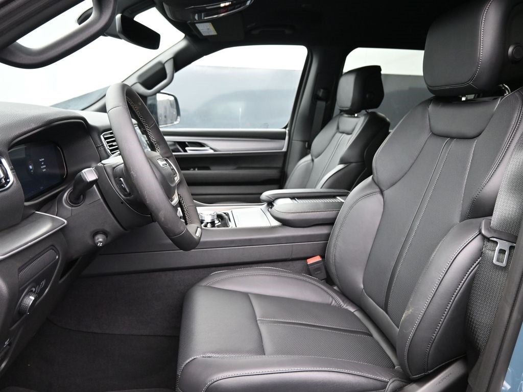 2026 Jeep Grand Wagoneer Altitude