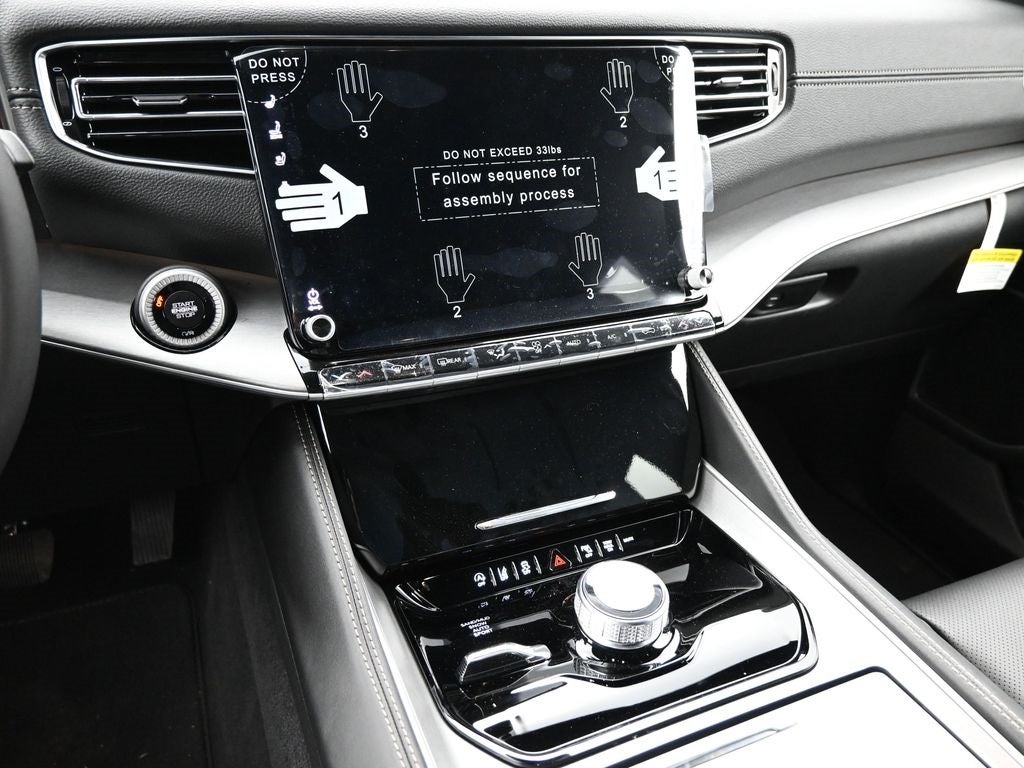 2026 Jeep Grand Wagoneer Altitude