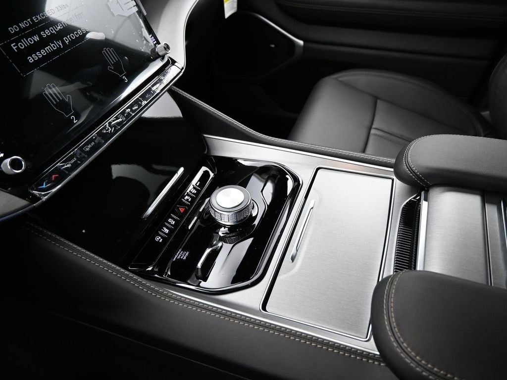 2026 Jeep Grand Wagoneer Altitude