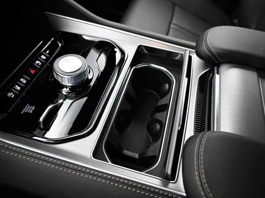 2026 Jeep Grand Wagoneer Altitude