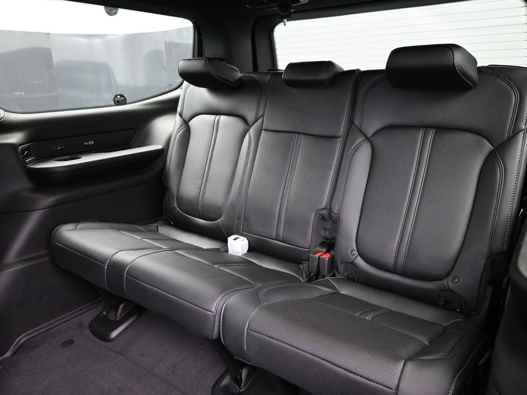 2026 Jeep Grand Wagoneer Altitude