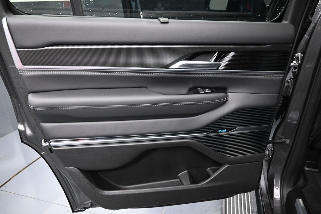 2026 Jeep Grand Wagoneer Summit Obsidian