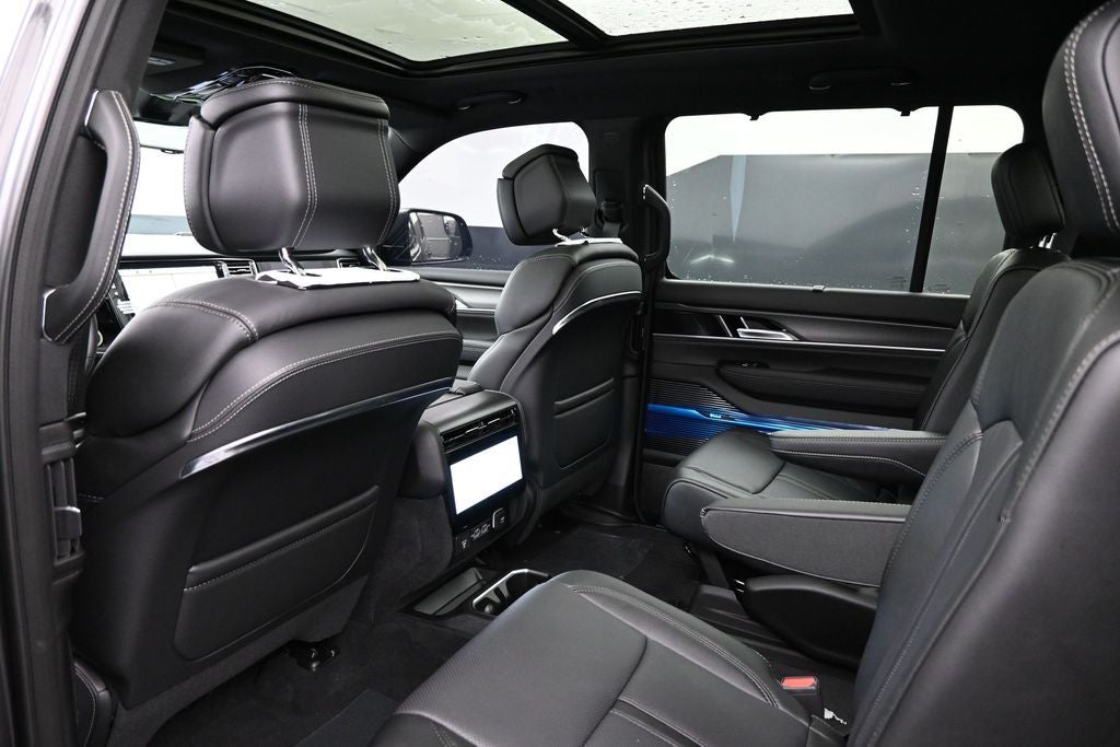 2026 Jeep Grand Wagoneer Summit Obsidian