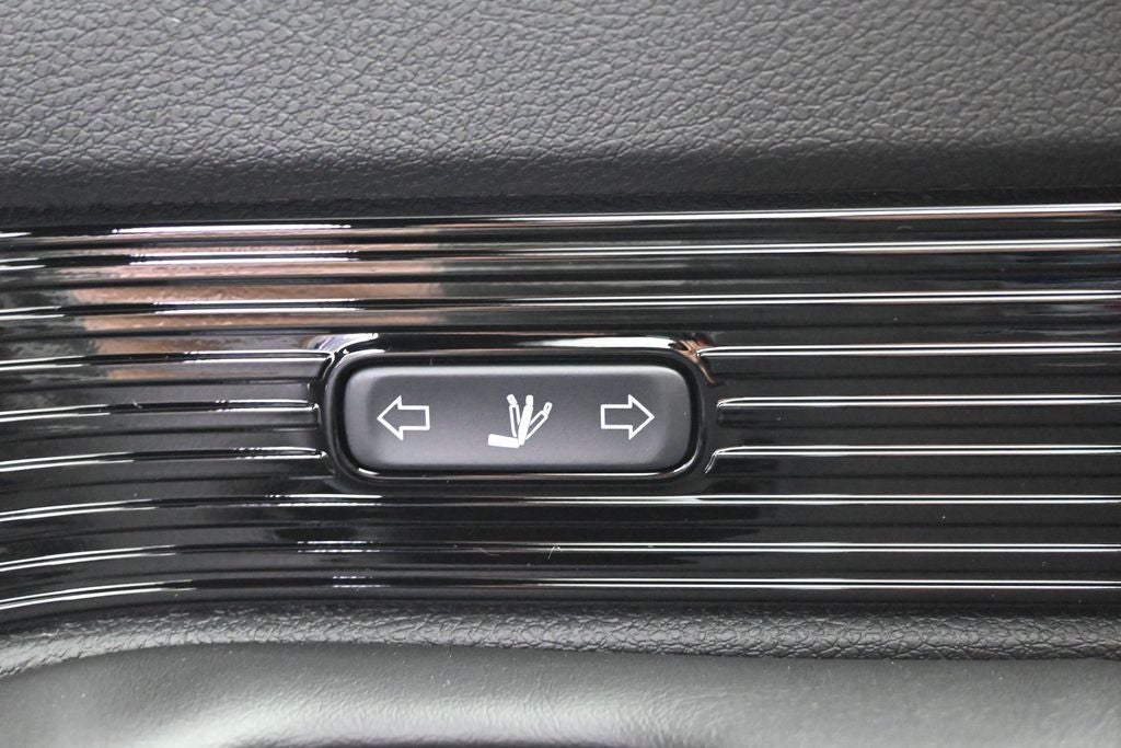 2026 Jeep Grand Wagoneer Summit Obsidian