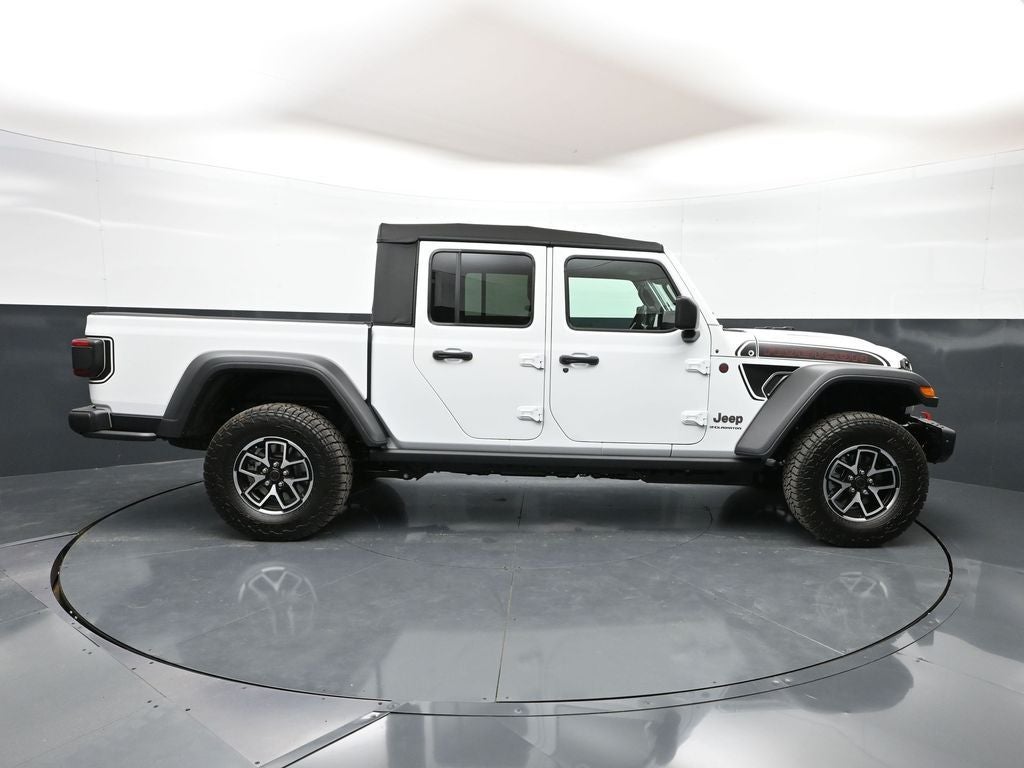 2026 Jeep Gladiator Shadow Ops