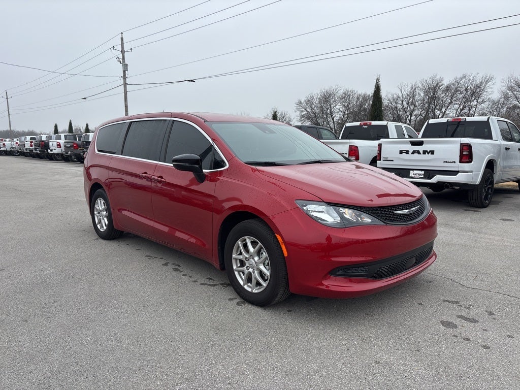 2026 Chrysler Voyager LX