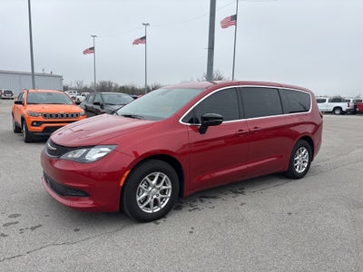 2026 Chrysler Voyager LX