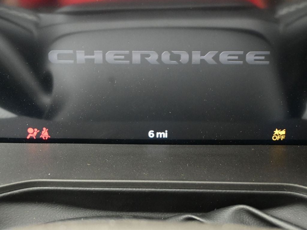 2026 Jeep Cherokee Laredo