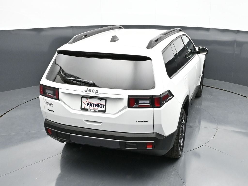 2026 Jeep Cherokee Laredo
