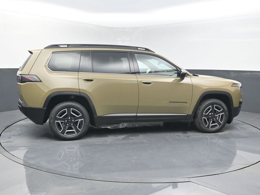 2026 Jeep Cherokee Laredo
