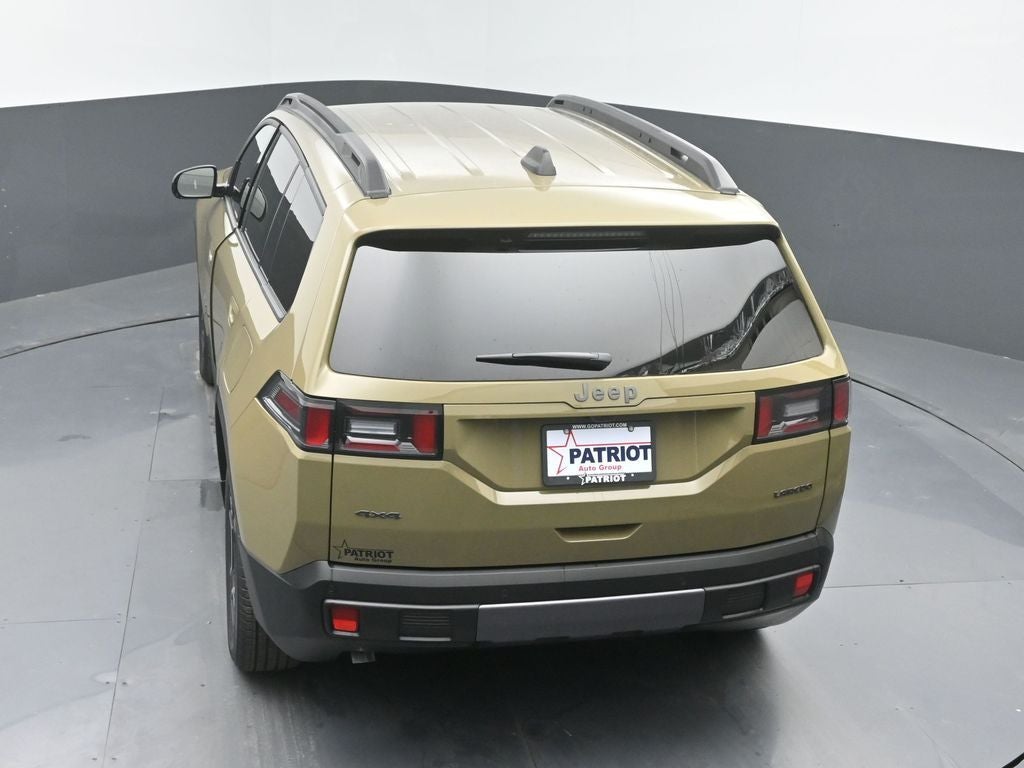 2026 Jeep Cherokee Laredo