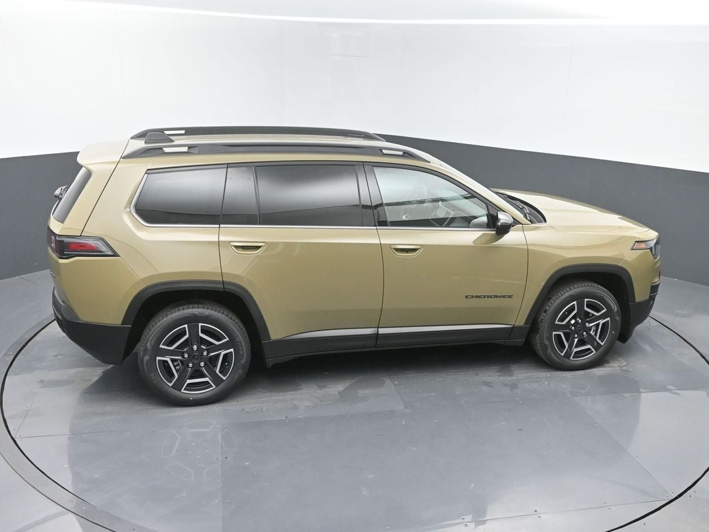 2026 Jeep Cherokee Laredo