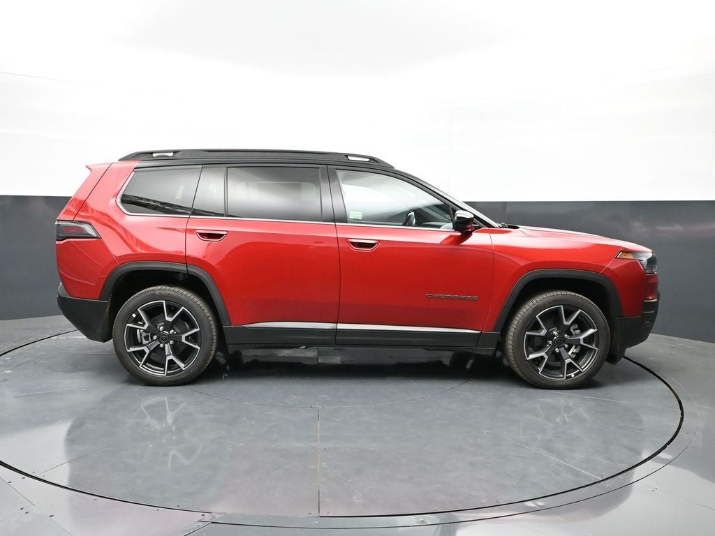 2026 Jeep Cherokee Overland