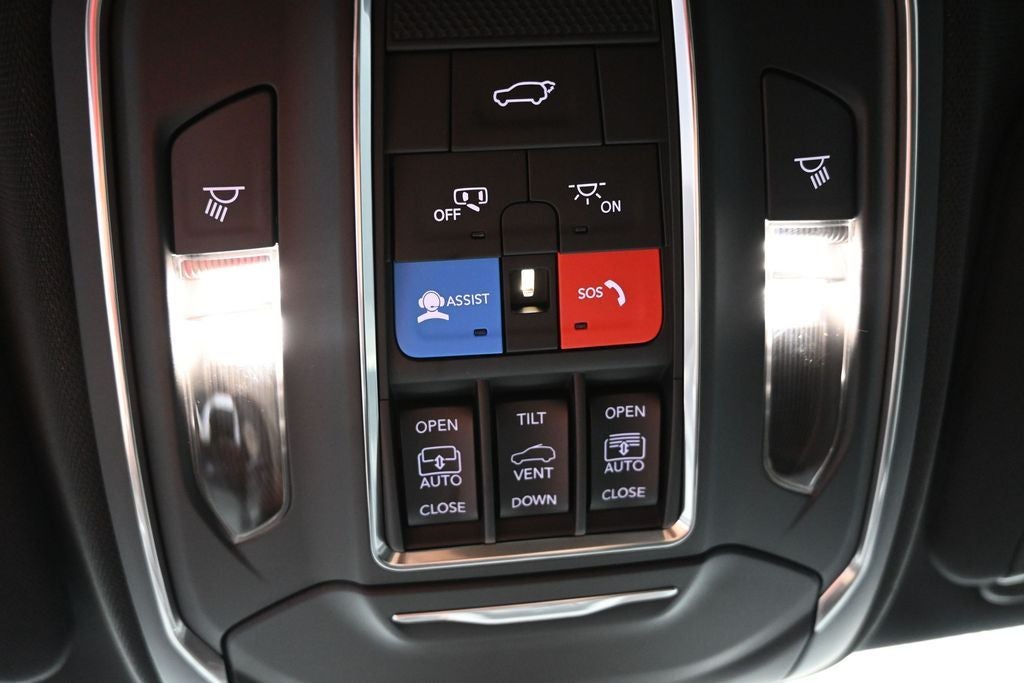 2026 Jeep Cherokee Overland