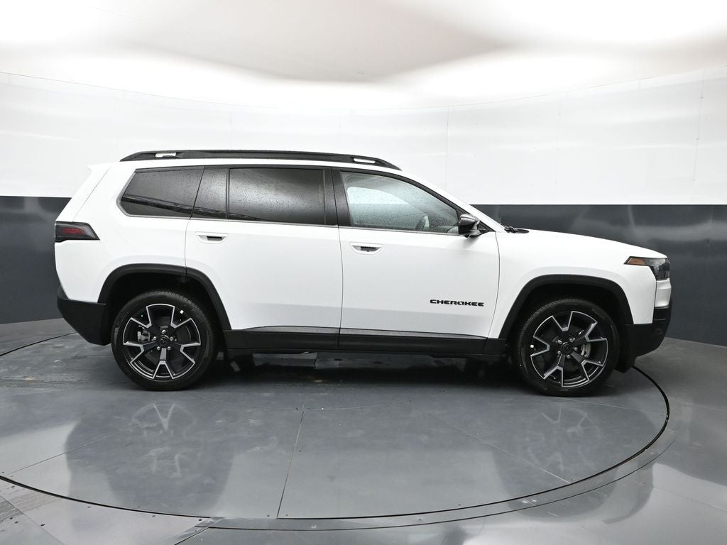 2026 Jeep Cherokee Overland