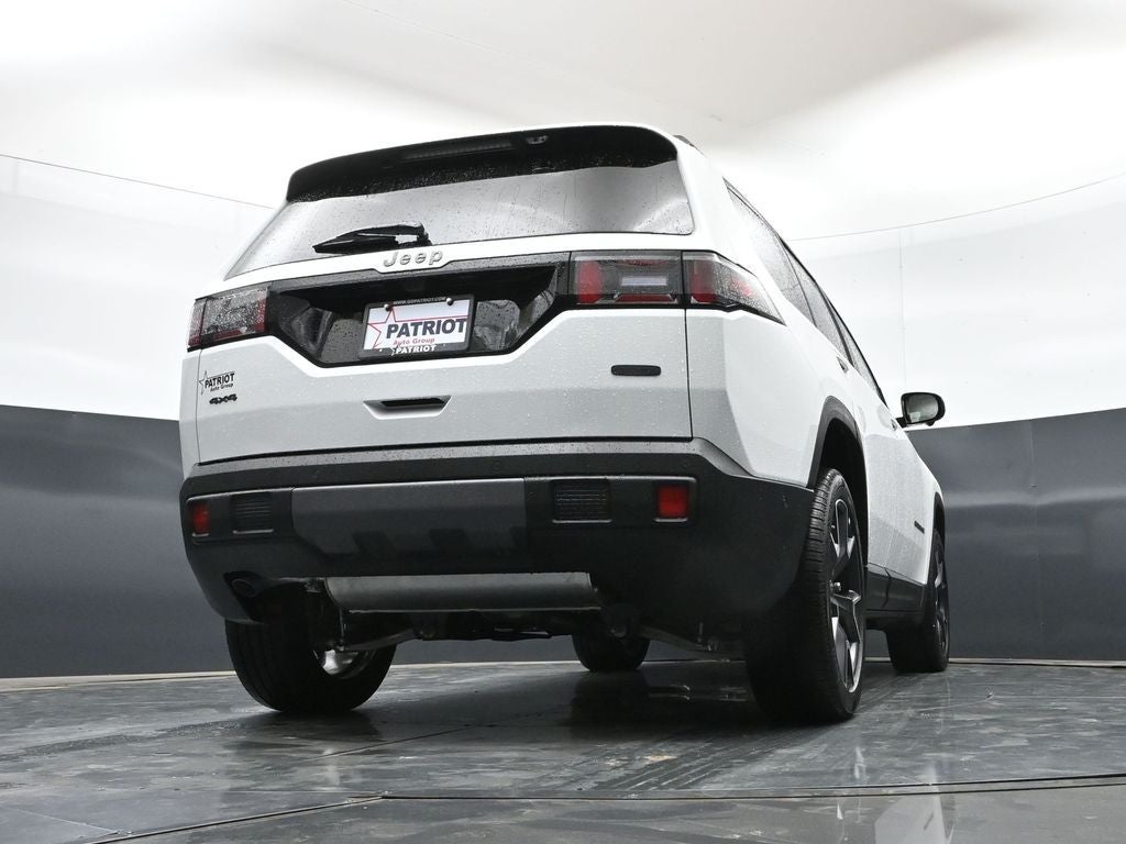 2026 Jeep Cherokee Overland