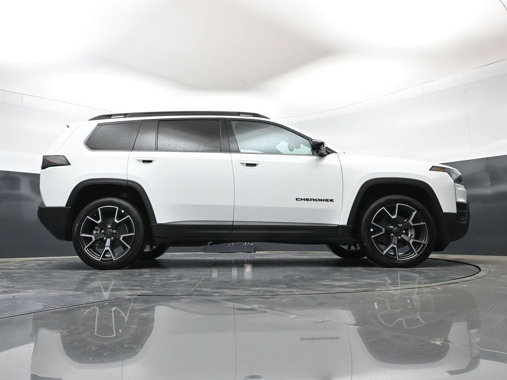 2026 Jeep Cherokee Overland