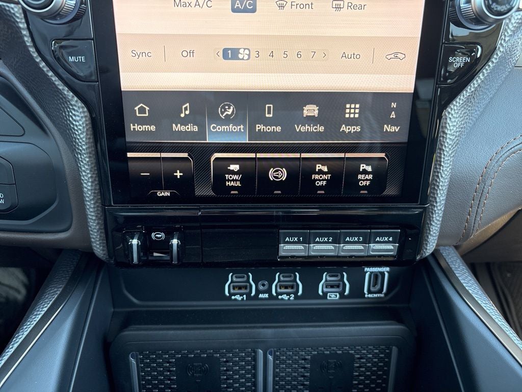 2026 RAM 3500 Limited