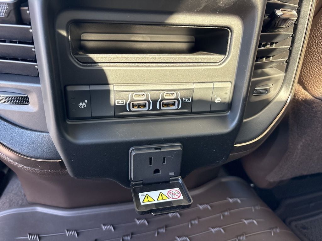 2026 RAM 3500 Limited