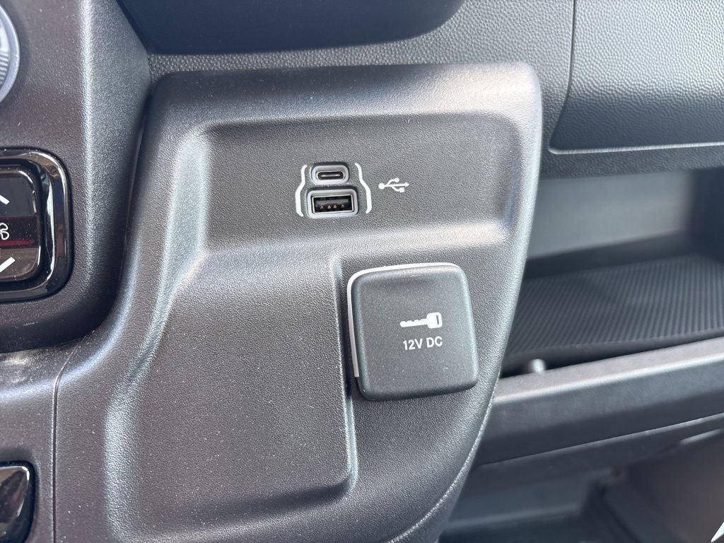2026 RAM ProMaster 2500 Window Van High Roof
