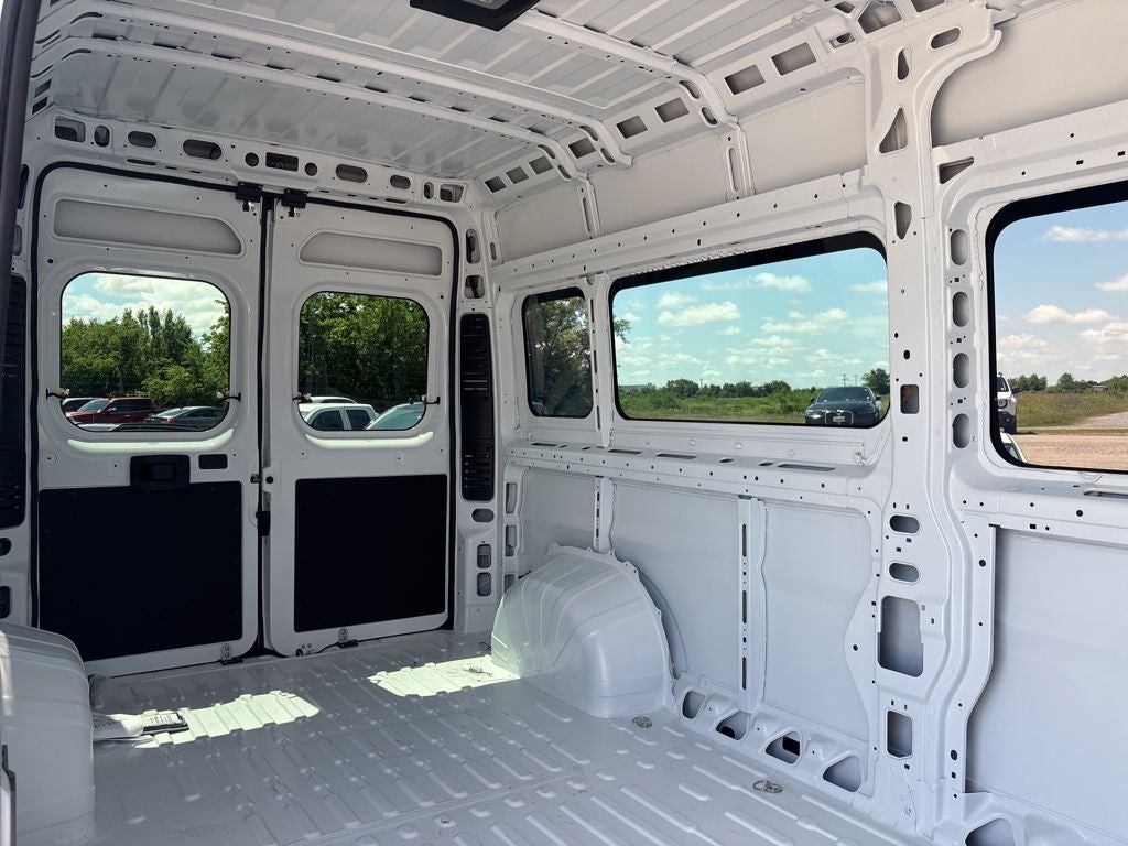 2026 RAM ProMaster 2500 Window Van High Roof